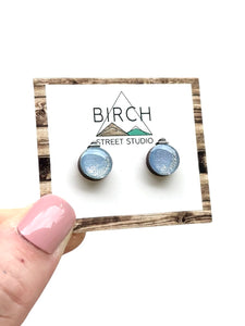 Iridescent Bauble Ornament Studs - Light Blue w/Silver Winter Foliage